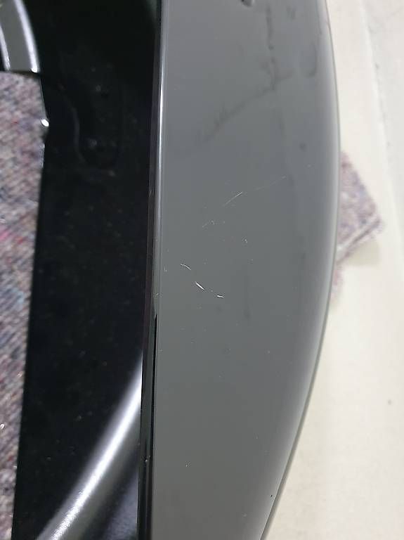 Tutti pezzi di ricambio auto: Frontfender lackiert gebraucht – Usato da Bellikon venduto da Gecko031069