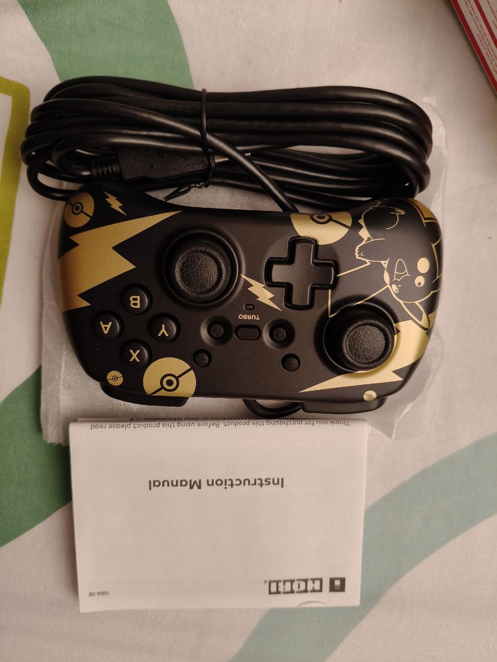 Nintendo Manettes: Nintendo Switch Controller Pikachu design new box open only – Neuf (Voir description) à Zürich par sha_vw65 2