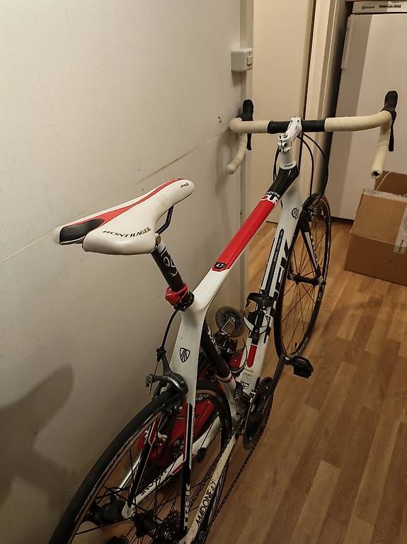 Biciclette: Carbon Rennvelo TREK  – Usato da Weesen venduto da mHasanaj 1
