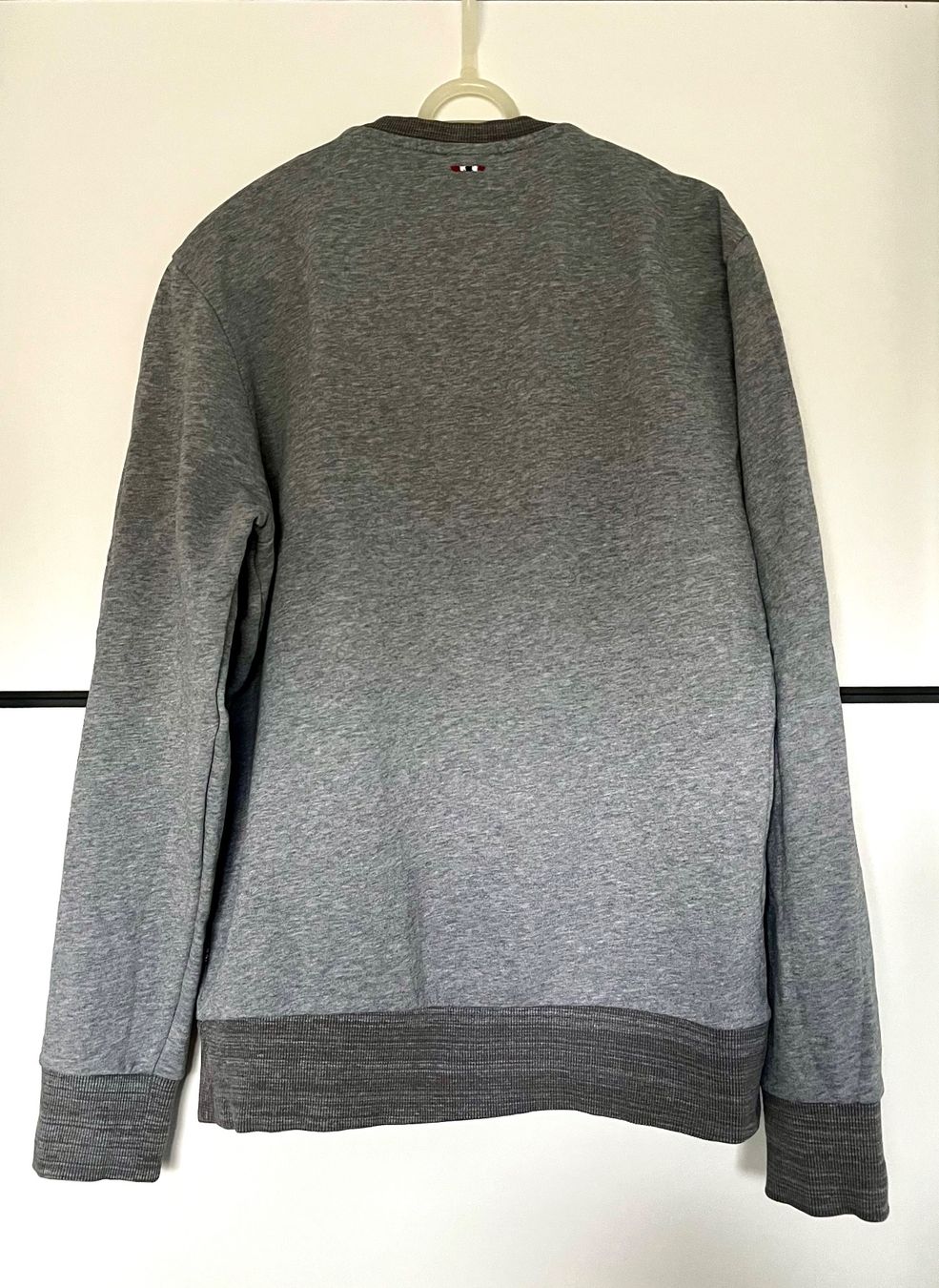 Napapijri Maglioni & Felpe: Sweat gris Napapijri M/L – Usato da Le Crêt-p-Semsales venduto da staglione69 4