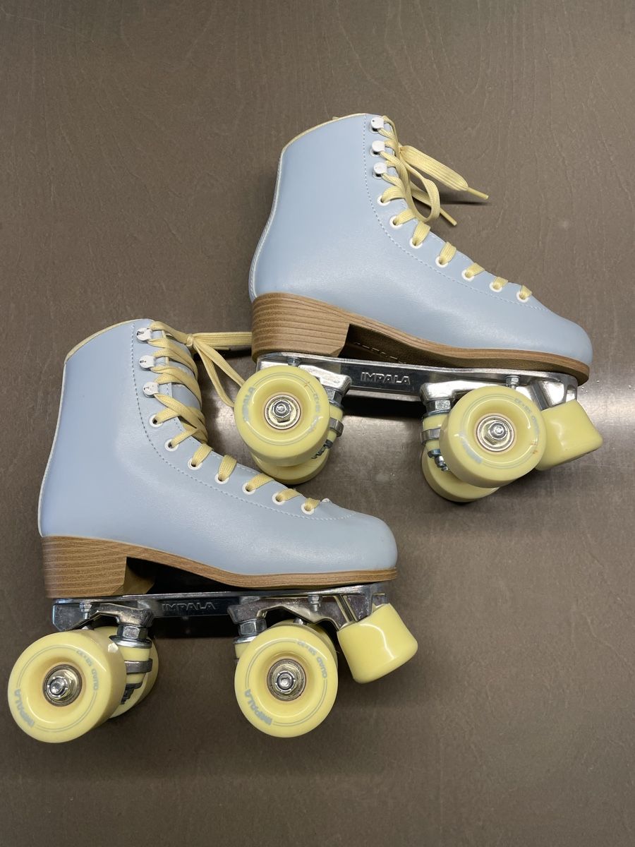 Pattini in linea & Pattini a rotelle: Rollschuhe Impala Hellblau Grösse 35, Neu – Nuovo (secondo la descrizione) da Weinfelden venduto da cathrine776 1