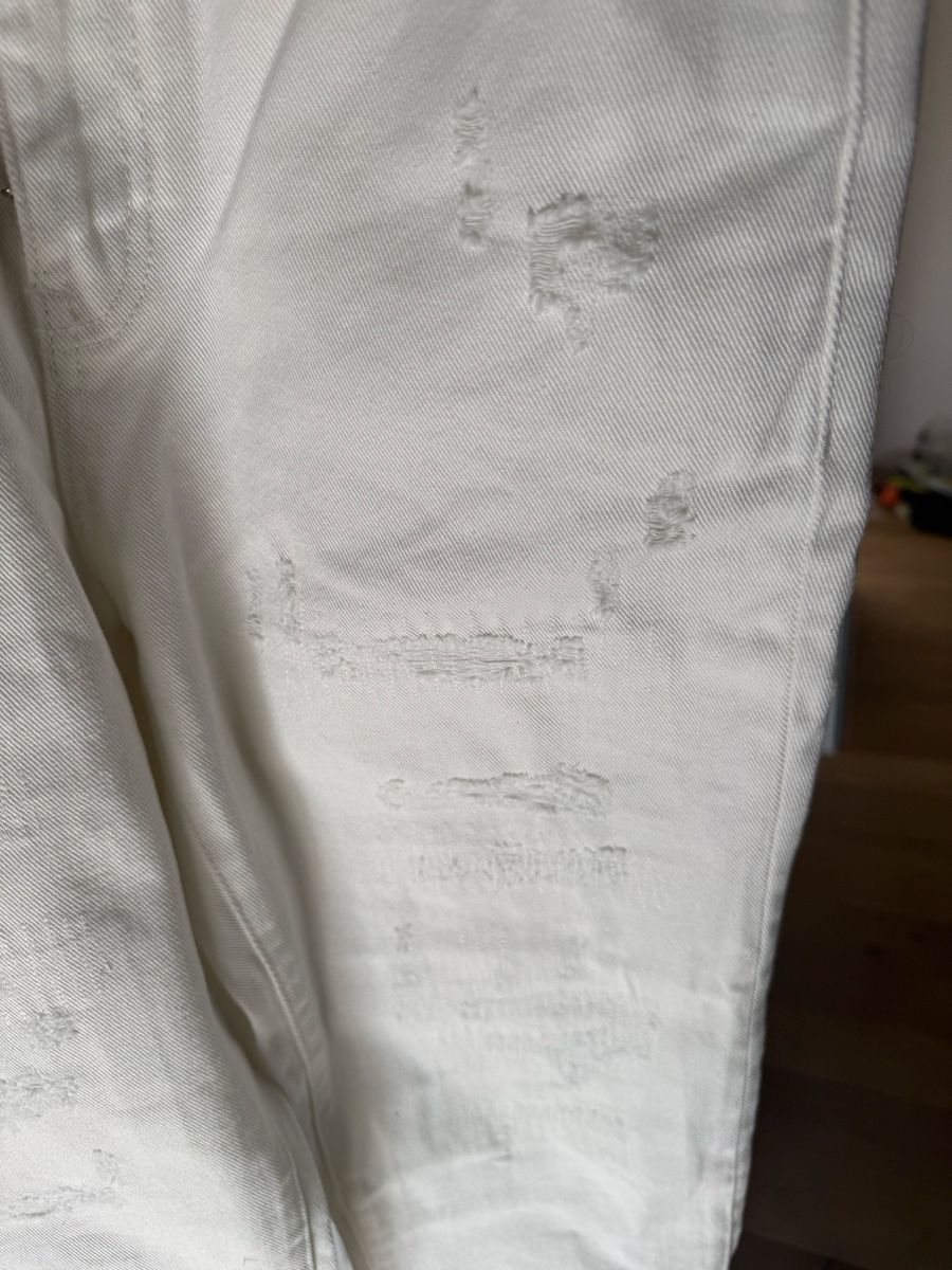 Armani Jeans: New Armani exchange J06 white jeans, 27 – Neu und originalverpackt aus Zug von Nat.yushkevich 7
