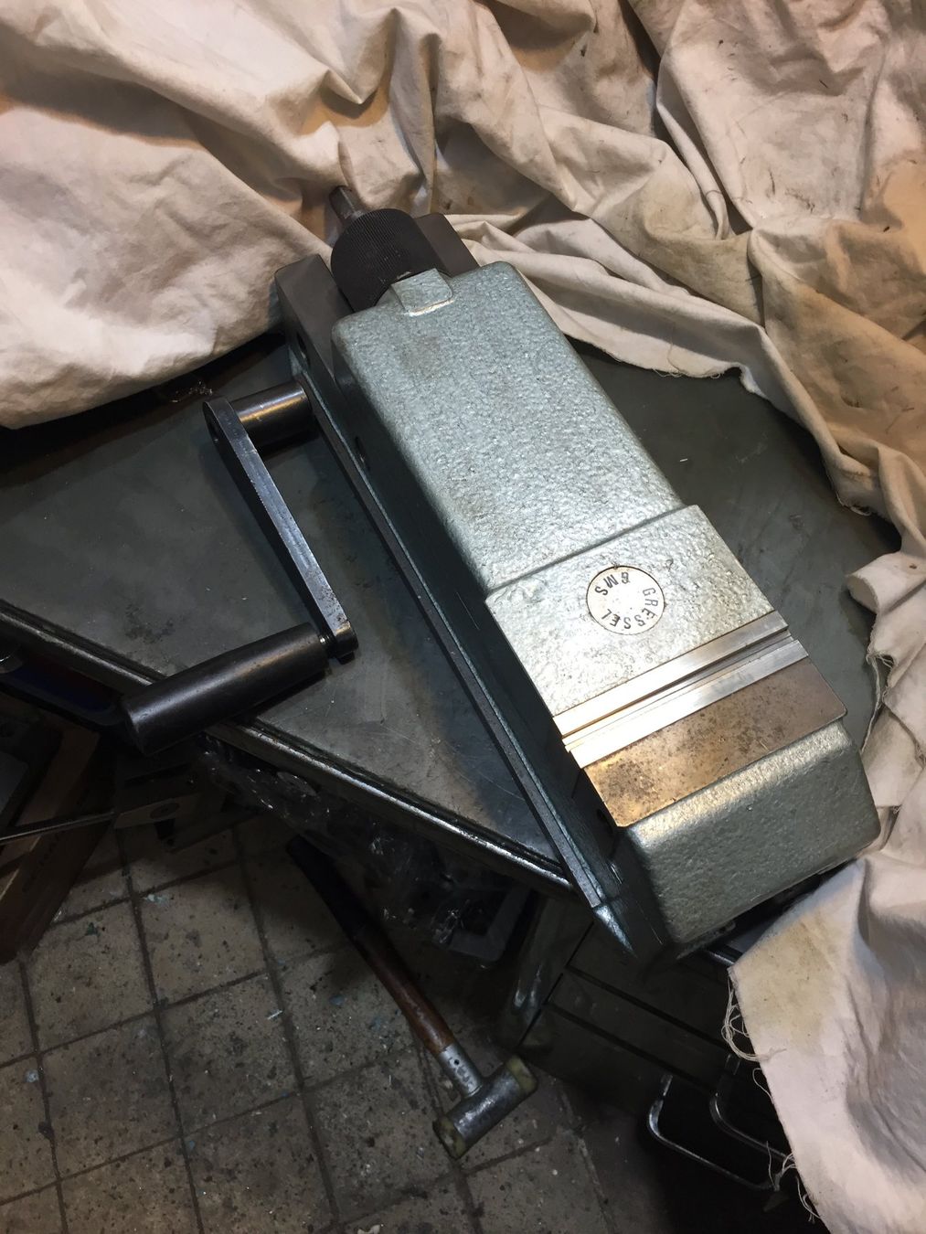 Gressel Tous les outils: Gressel -Schraubstock, 100mm, – D'occasion à Frenkendorf par BasLie 1