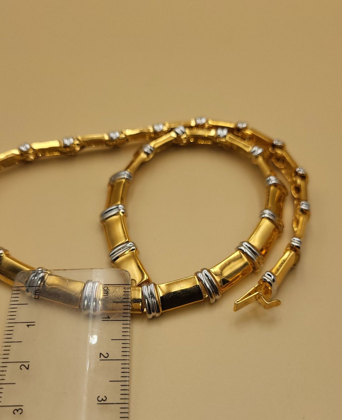 Ketten: Goldene Elegent Bicolor Collier – Gebraucht aus Wald ZH von SwissPawnshop