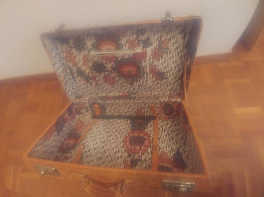 Reisekoffer: Vintage Koffer – Gebraucht aus Zürich von gol_jc2x 1