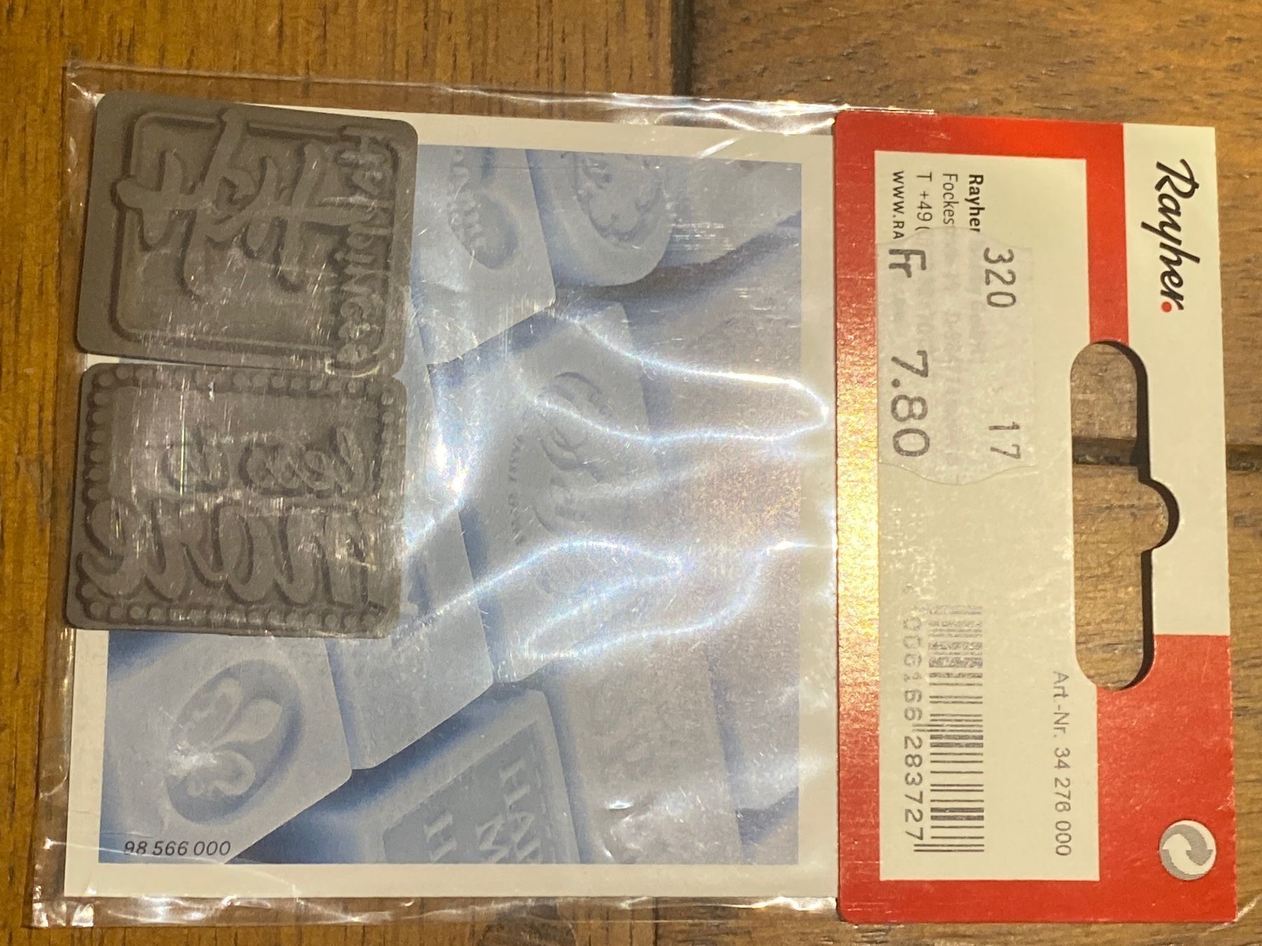 Teglie da forno: Motiv eingiessen seife motif savon – Nuovo e nell'imballaggio originale da Lajoux JU venduto da Briard0 2