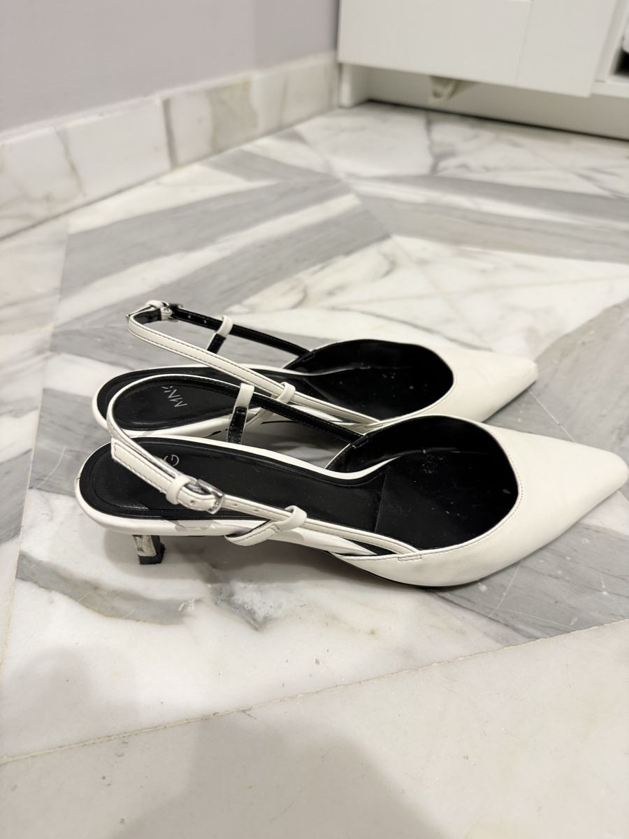 Scarpe da donna: Pumps – Usato da Rheineck venduto da Princessaitaliana 1