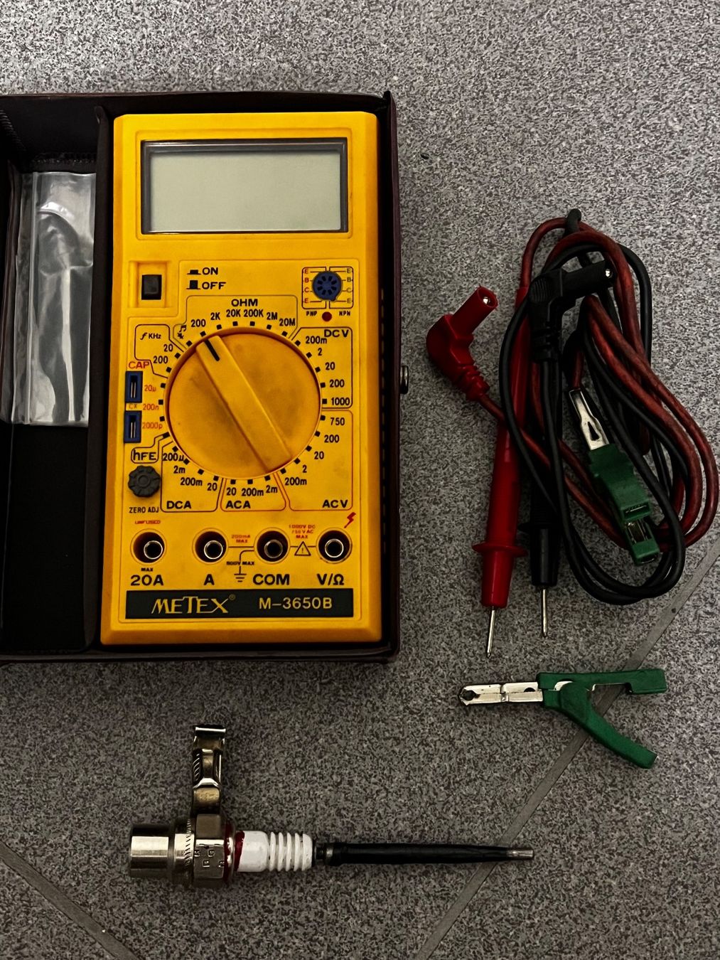 Messen: METEX Digital Multimeter M-3650-B ab 1.- – Gebraucht aus Unterägeri von  3