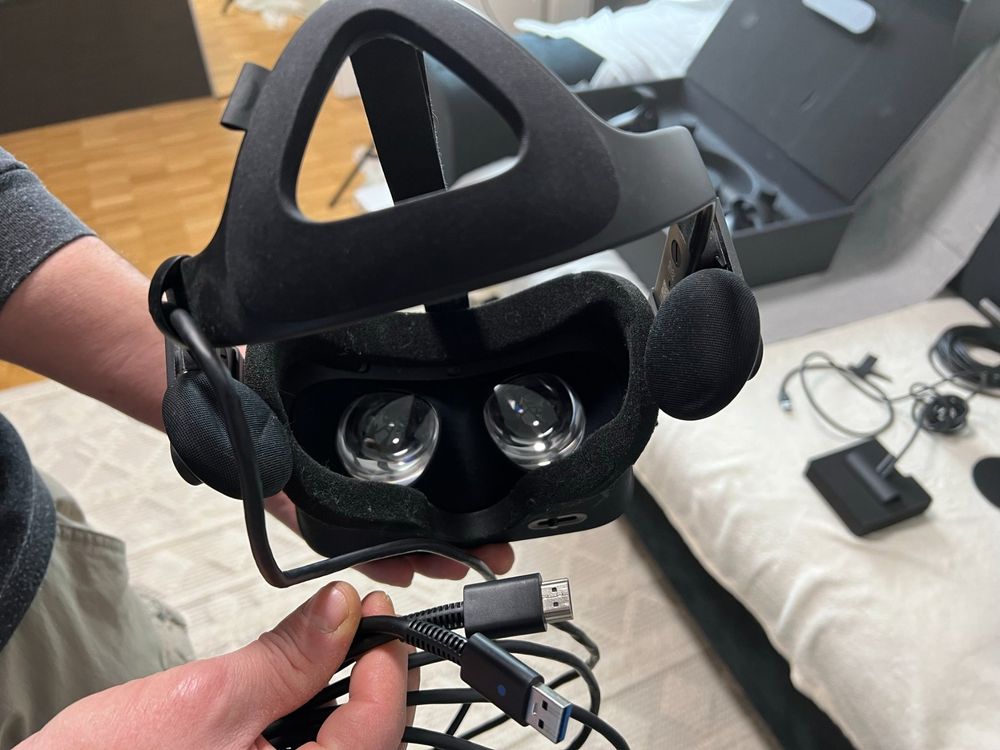 OCULUS Rift + 3 SENSORS | Kaufen auf Ricardo