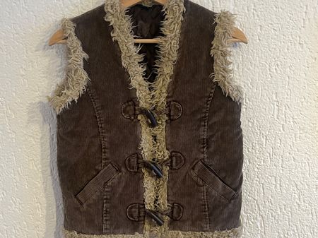 Nikita Cord Weste mit Fellrand, Gr. S, Top f. Herbst!
