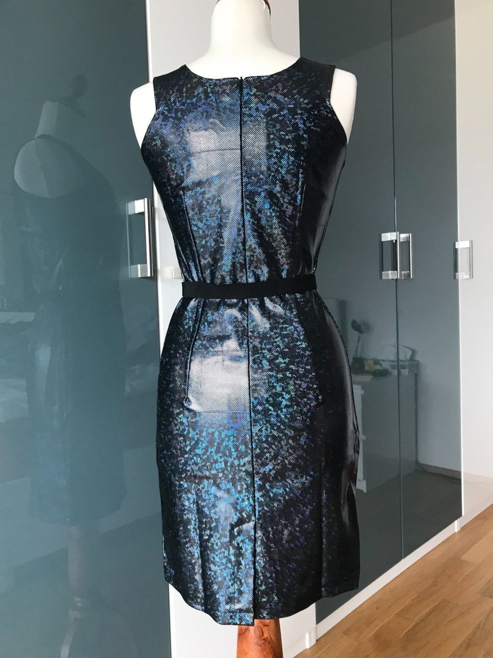 Kleider: Elastische Partykleid 38 M nie tragen – Gebraucht aus Dübendorf von Levintreyer 7