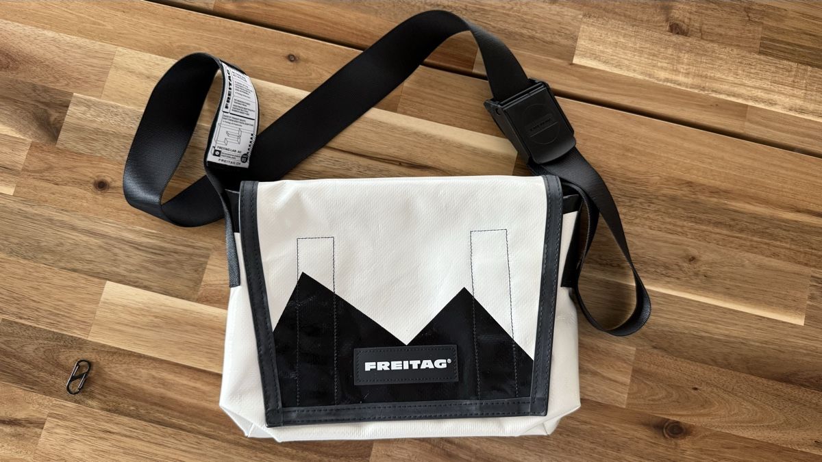 Freitag Borse: FREITAG F11 LASSIE NEW – Nuovo (secondo la descrizione) da Arzier-Le Muids venduto da cin_ldd2