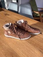 Leicht gefütterte Winterschuhe braun mit Reissverschluss