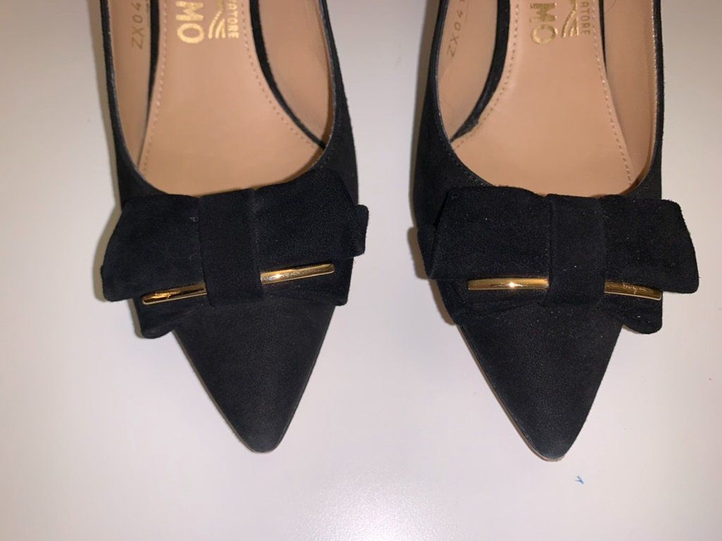 Salvatore Ferragamo Scarpe da donna: Salvatore Ferragamo Pumps 'Runa' in black suede – Usato da Genestrerio venduto da fra_c955 5