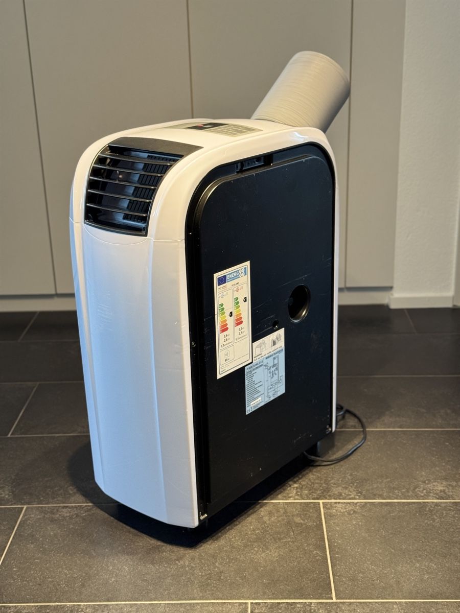 Migros Climatiseurs: Mobiles Klimagerät IVALO 12‘000 BTU – D'occasion à Pfäffikon ZH par michi_fluck