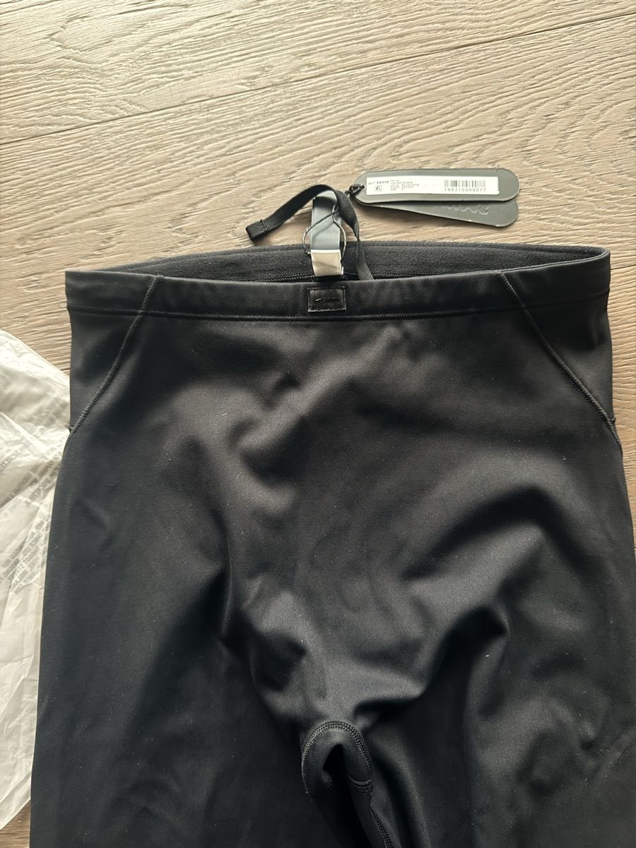 Skims Leggings: Skims nike leggings – Nuovo e nell'imballaggio originale da Melide venduto da Nikola-123 5