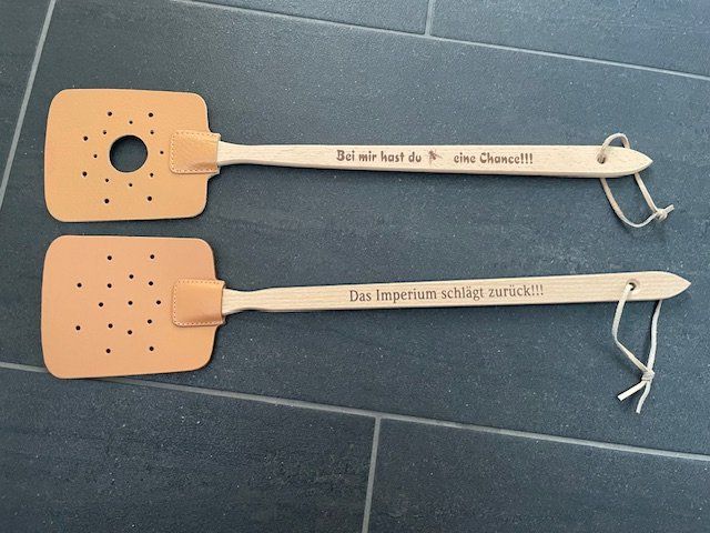 Altro per la casa: Fliegenklatschen originelle Geschenkidee – Nuovo (secondo la descrizione) da Zürich venduto da Sonnenblume_65