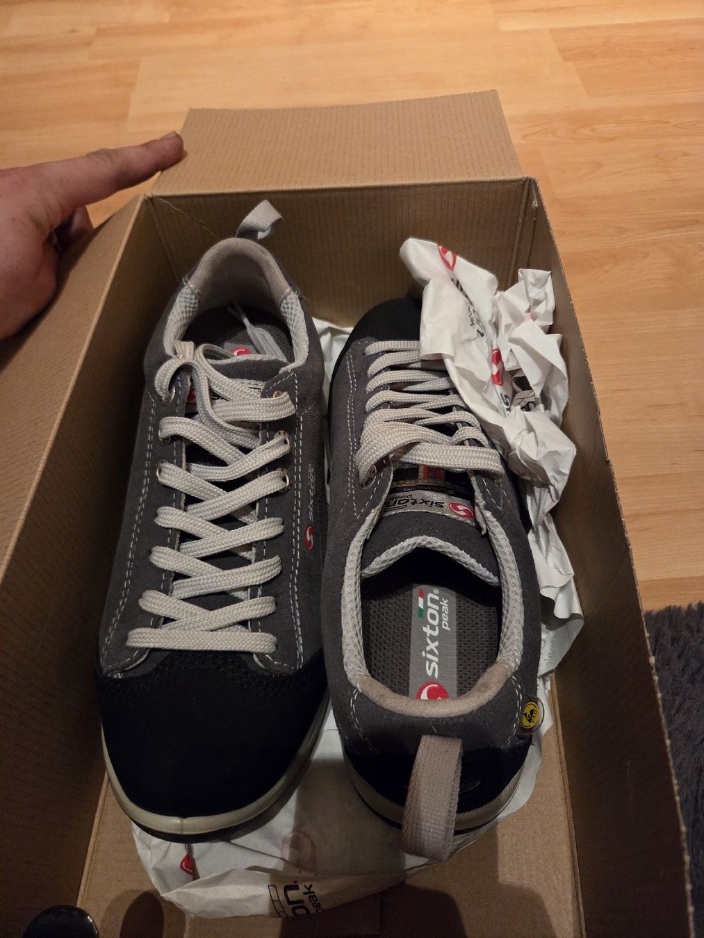 Scarpe da uomo: Sixton Pasitos S3 SRC ESD Arbeitschuhe Grau Schwarz Gr. 39 – Nuovo e nell'imballaggio originale da Kappelen venduto da daxus21 1