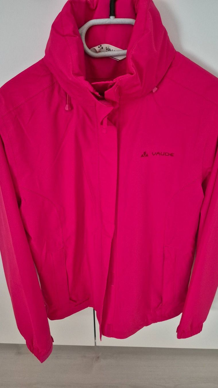 Vaude Jacken: Wanderjacke mit Kapuze Vaude Grösse 38 – Neu (gemäss Beschreibung) aus Kilchberg ZH von logn