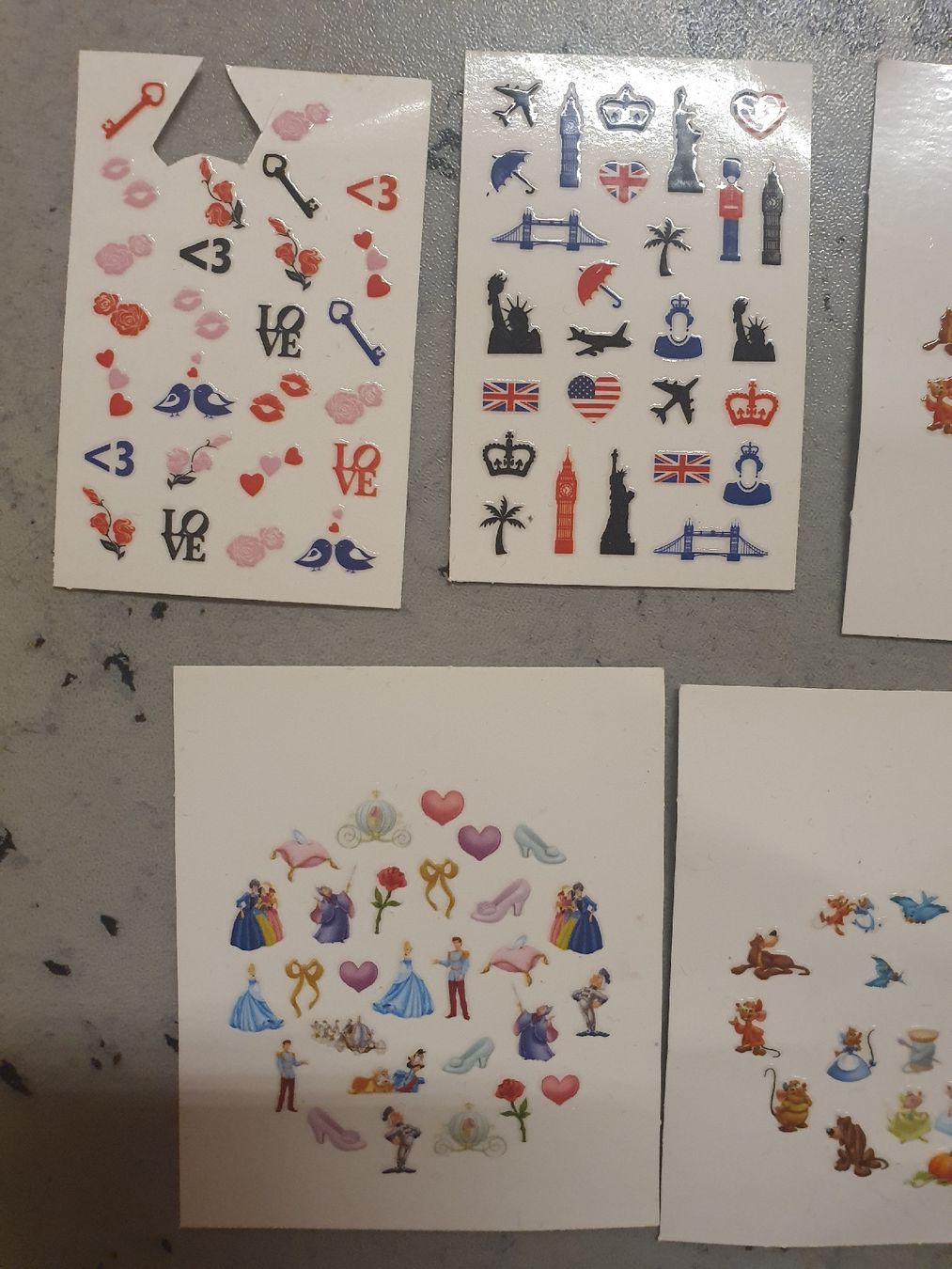 Unghie finte: Nägel Sticker/Tattoo – Usato da Moosseedorf venduto da Sonnenschein.. 3