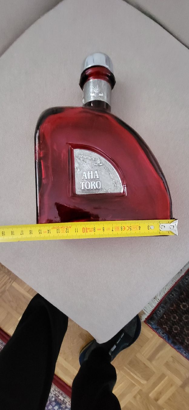 Altro: Tequillaflasche zum nachfüllen – Usato da Basel venduto da topthings 1