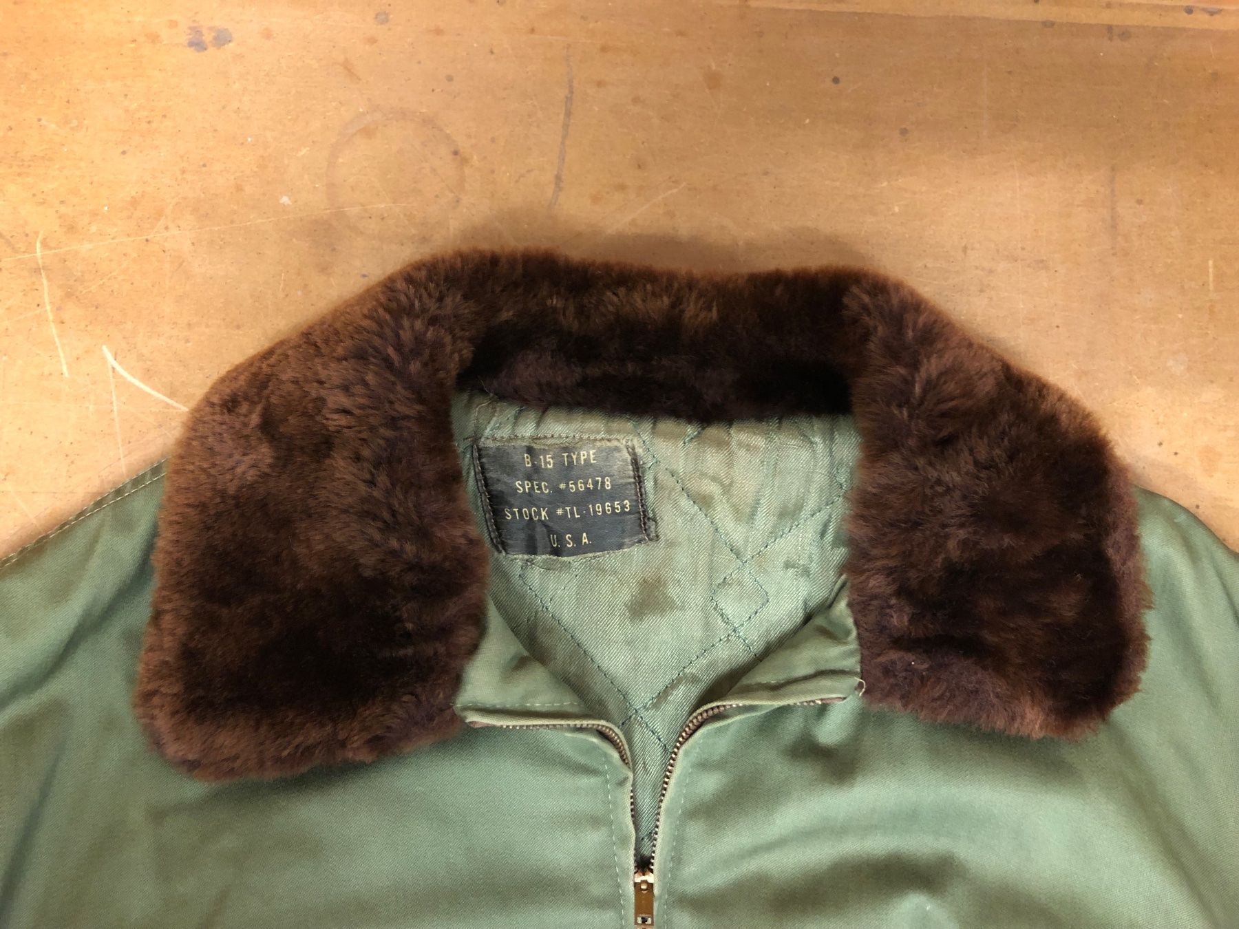 Giacche: Alte Fliegerjacke B-15 – Usato da Niederuzwil venduto da Mani1979 1