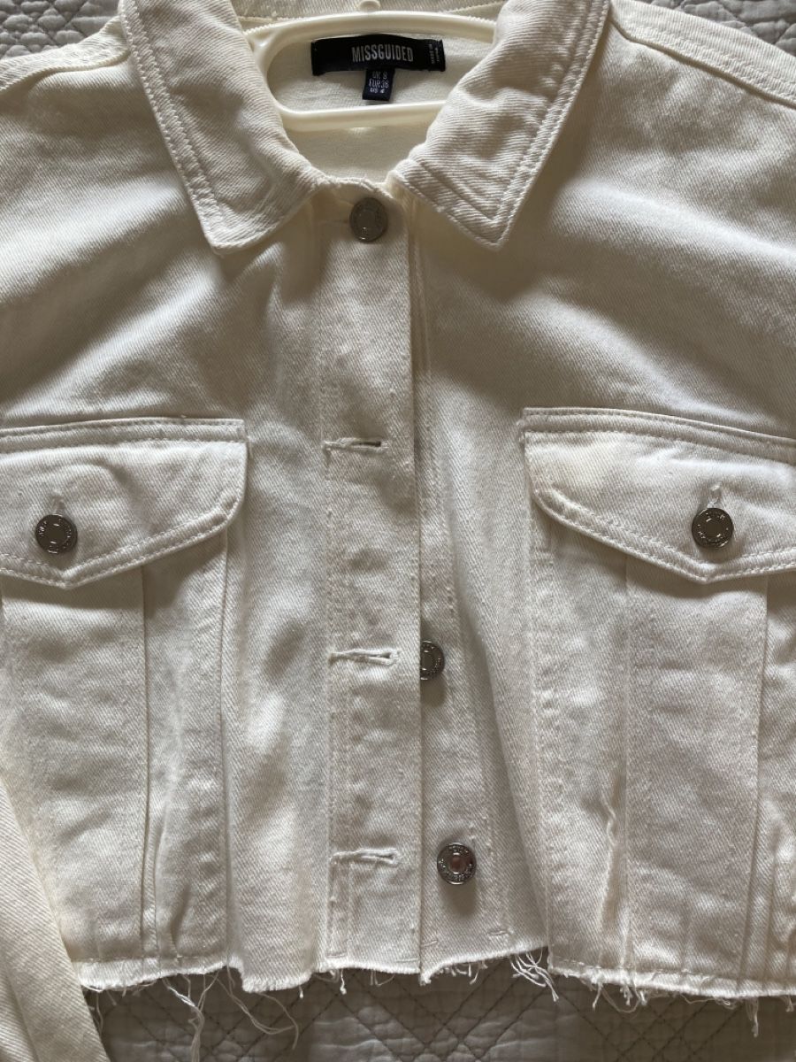 Jacken: Veste courte en Jean blanc – Neu (gemäss Beschreibung) aus Lausanne von shabnam.t 3