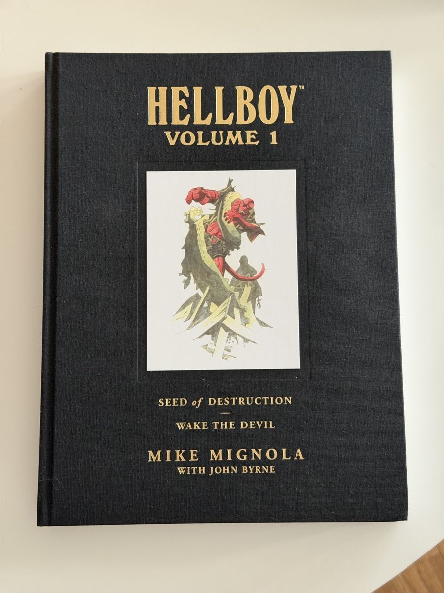 Comics: Hellboy Library Edition Volume 1  – Gebraucht aus Münchringen von loo_b7bd