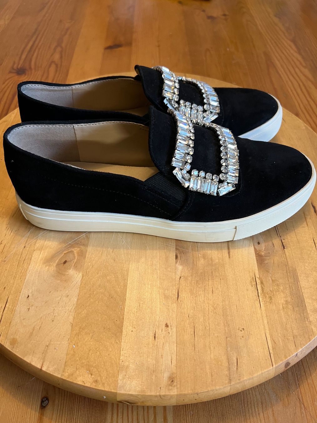 Karl Lagerfeld Scarpe da donna: KARL LAGERFELD SLIPPER GR.37 – Usato da Schaffhausen venduto da susiquatro01 1