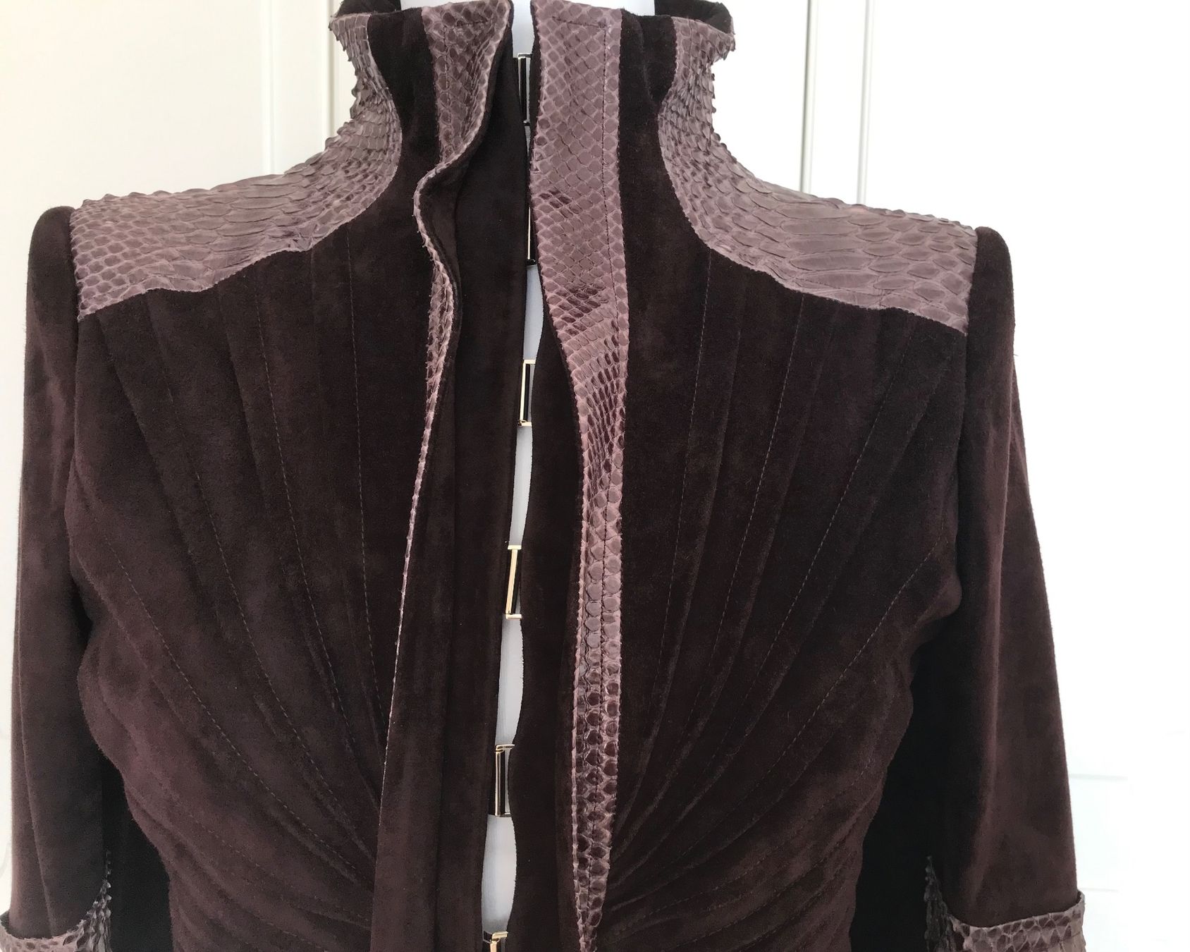Gucci Giacche: Gucci Runway Python Jacke NP 7700 CHF Gr. IT 40 – Usato da Au SG venduto da alphajoker 6