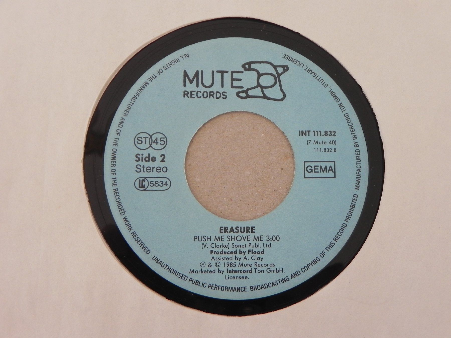Dischi in vinile: Single Brit. Synthie Pop Dance Duo Erasure 1985 Who needs .. – Usato da Siebnen venduto da krimsie 3