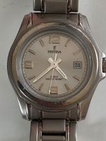 Montre Festina femme argenté 5 BAR comme neuve, titanium