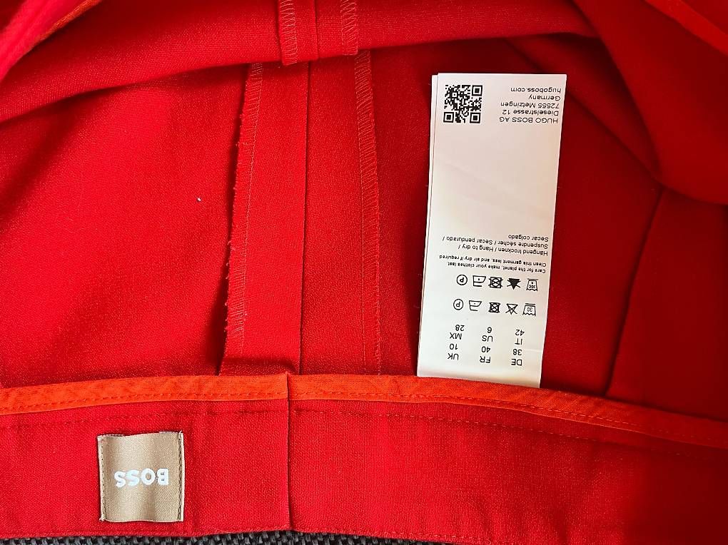 Pantaloni: Boss Chino Hosen – Usato da Elgg venduto da Tamlyn 2