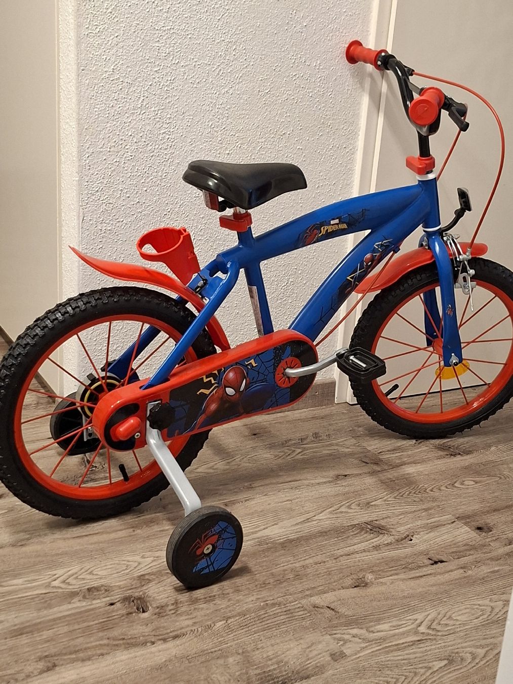 Biciclette: Kinderfahrrad Spiderman 16 Zoll  – Nuovo (secondo la descrizione) da Winterthur venduto da Ausmisten2026