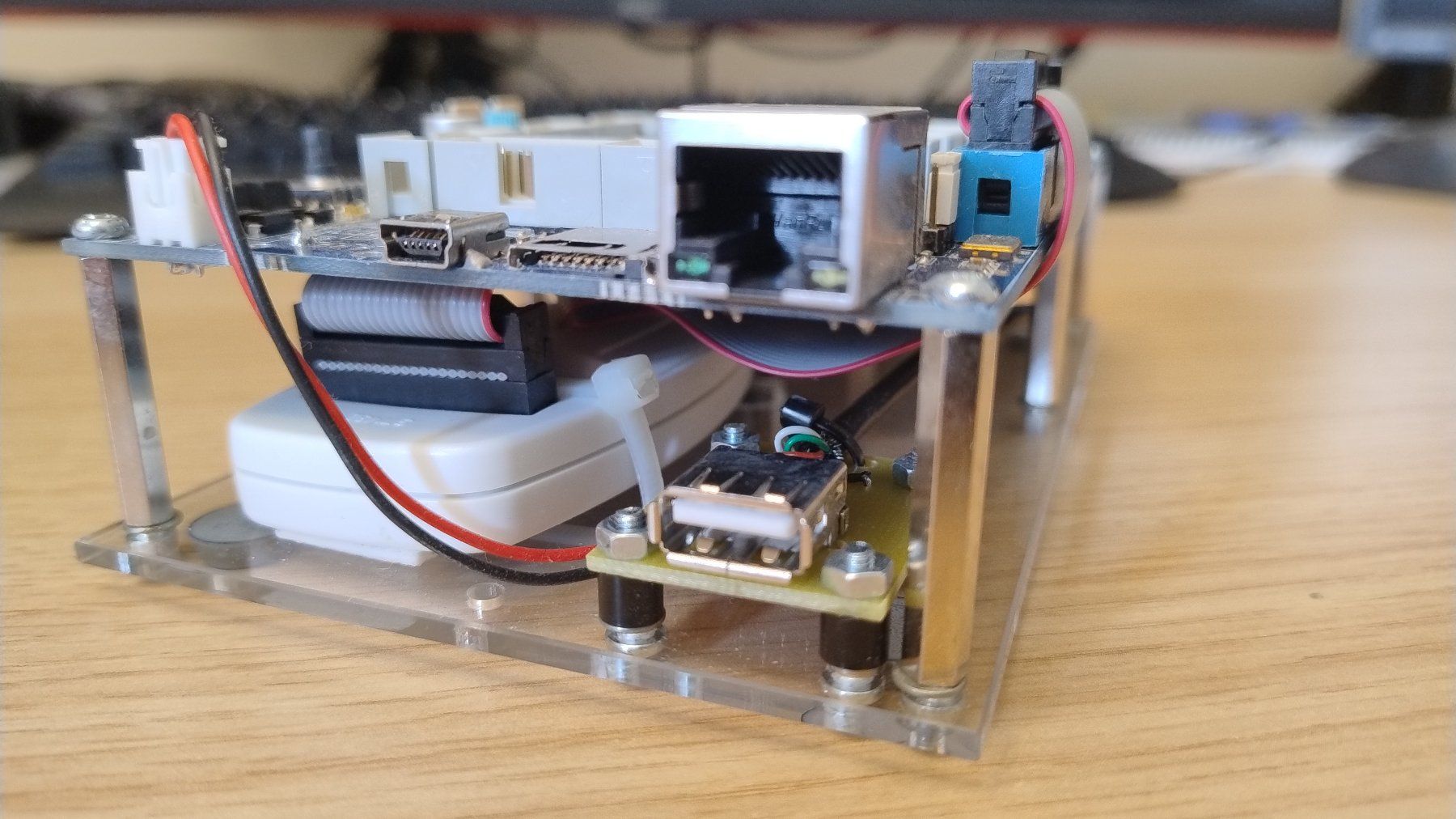 Componenti elettronici: Entwicklungsboard MCB32 (STM32F107-basiert) – Usato da Zürich venduto da roman_meier 3