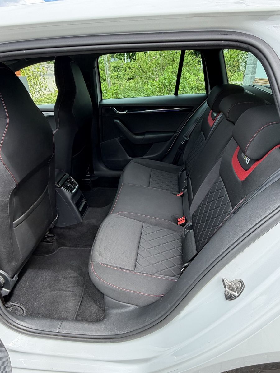 Skoda Autos: SKODA 2.0 TDI 184 RS Prag 4x4 DSG – Gebraucht aus Kerzers von vog_tnj7 2