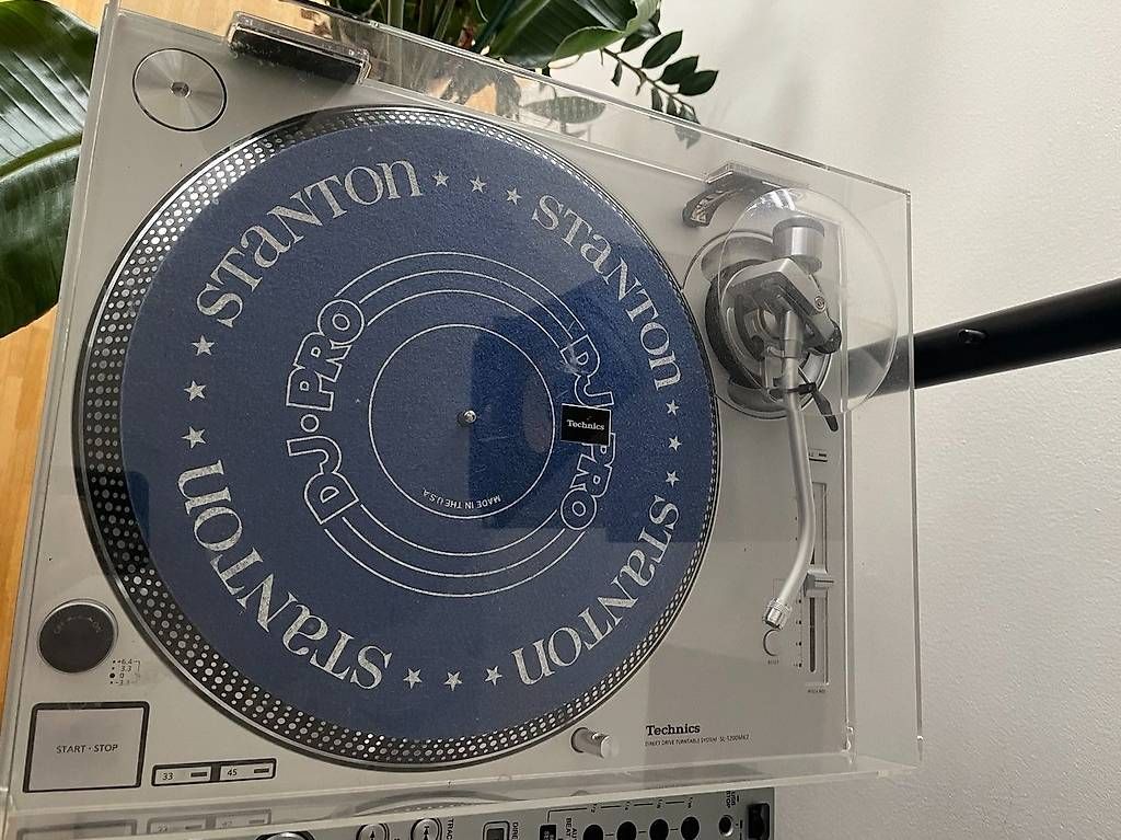 Giradischi: 2x Technics SL-1200MK7 – Usato da Fribourg venduto da gay_8sqw