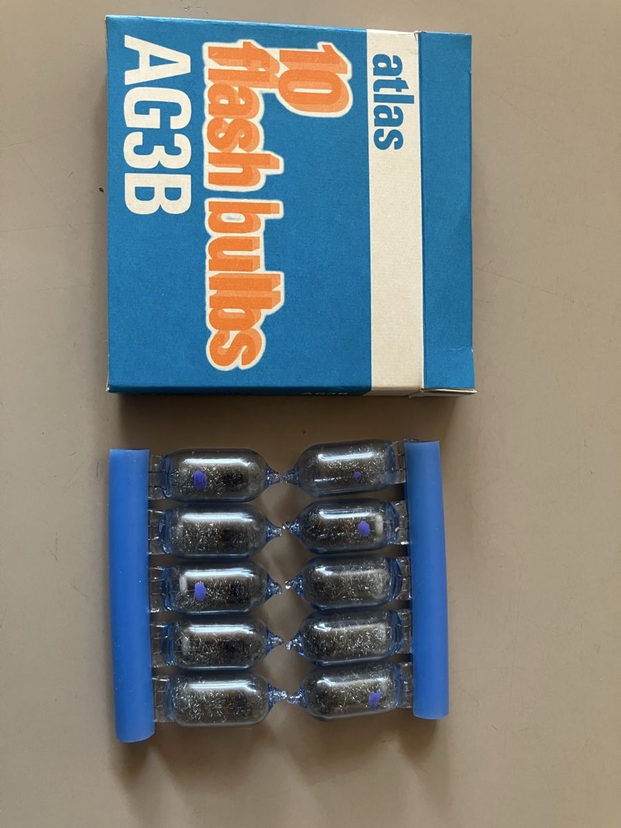 Blitze: Blitzlicht  – Neu und originalverpackt aus Jona von KARL048 1