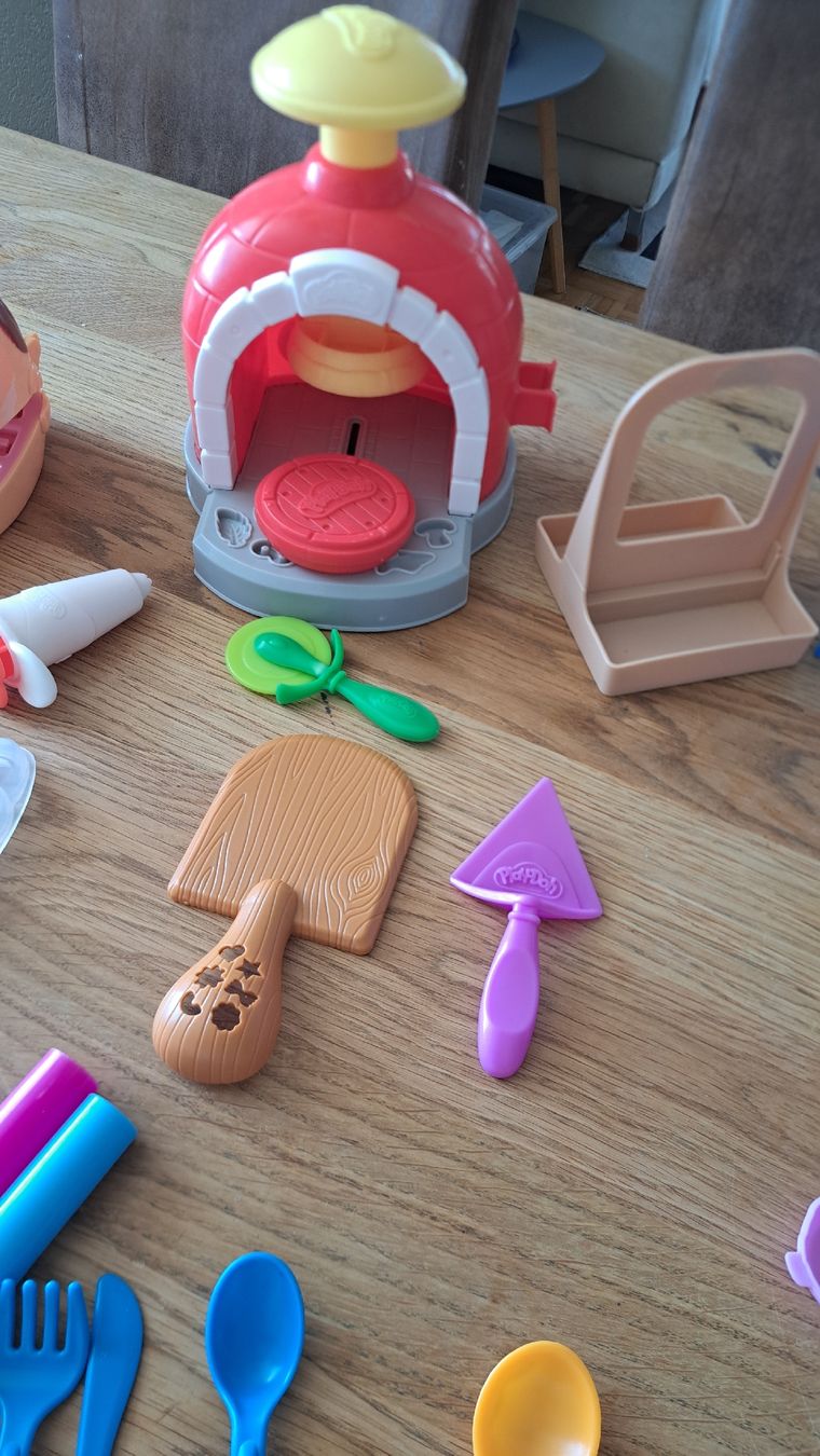 Play-Doh Modelliermasse: play doh 4x sets – Gebraucht aus Thun von tan_2kvt 4