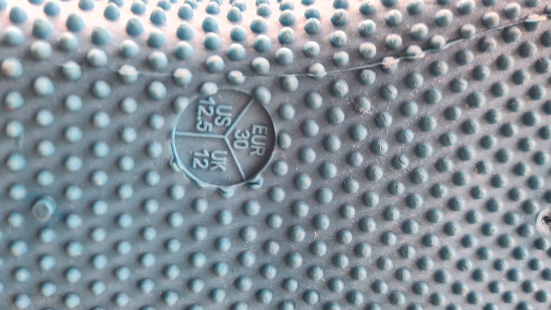 Chaussures garçon: Badeschuhe / Wasserschuhe Gr. 30 – D'occasion à Obergösgen par schesom 2