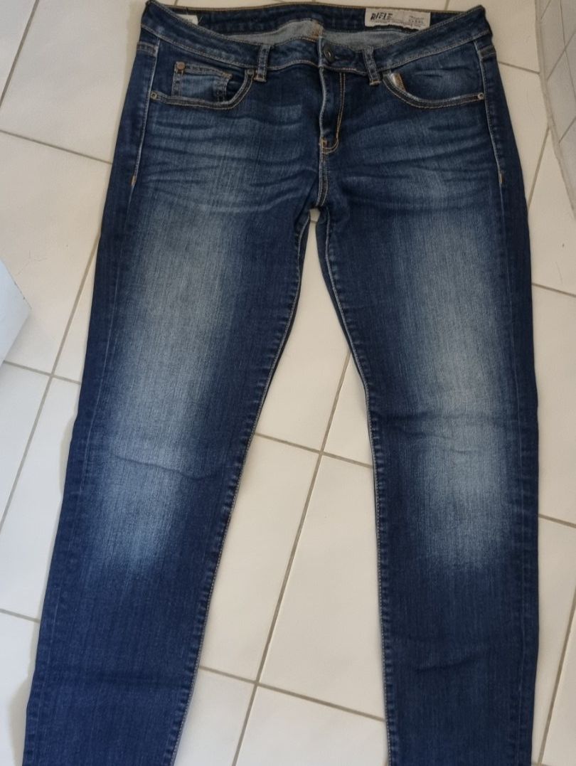 Rifle Jeans: Jeans Hose Rifle  Gr. M – Nuovo (secondo la descrizione) da geroldswil venduto da Gumball1 1