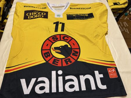 SC Bern Junioren Gameworntrikot Nummer 11 Grösse XL