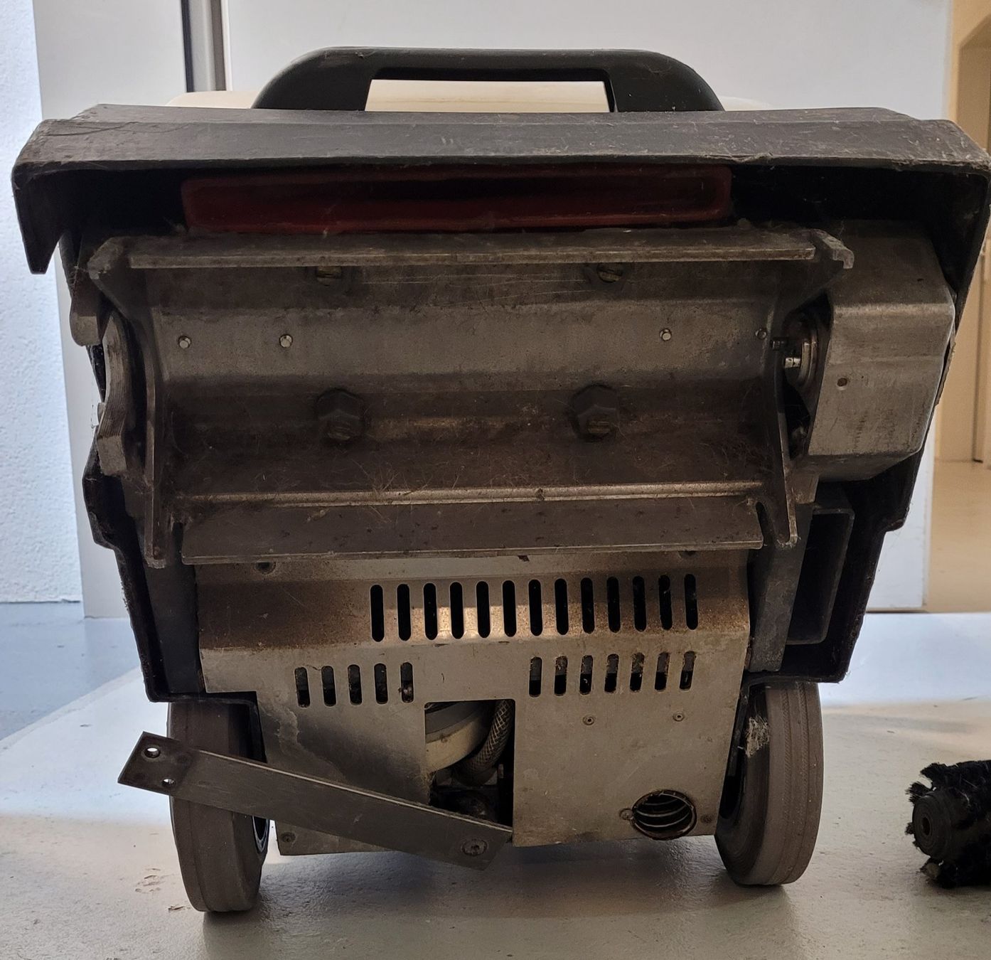 Tutte le macchine: Minatol Teppichreinigungsgerät – Usato da Bischofszell venduto da -fr-5 5