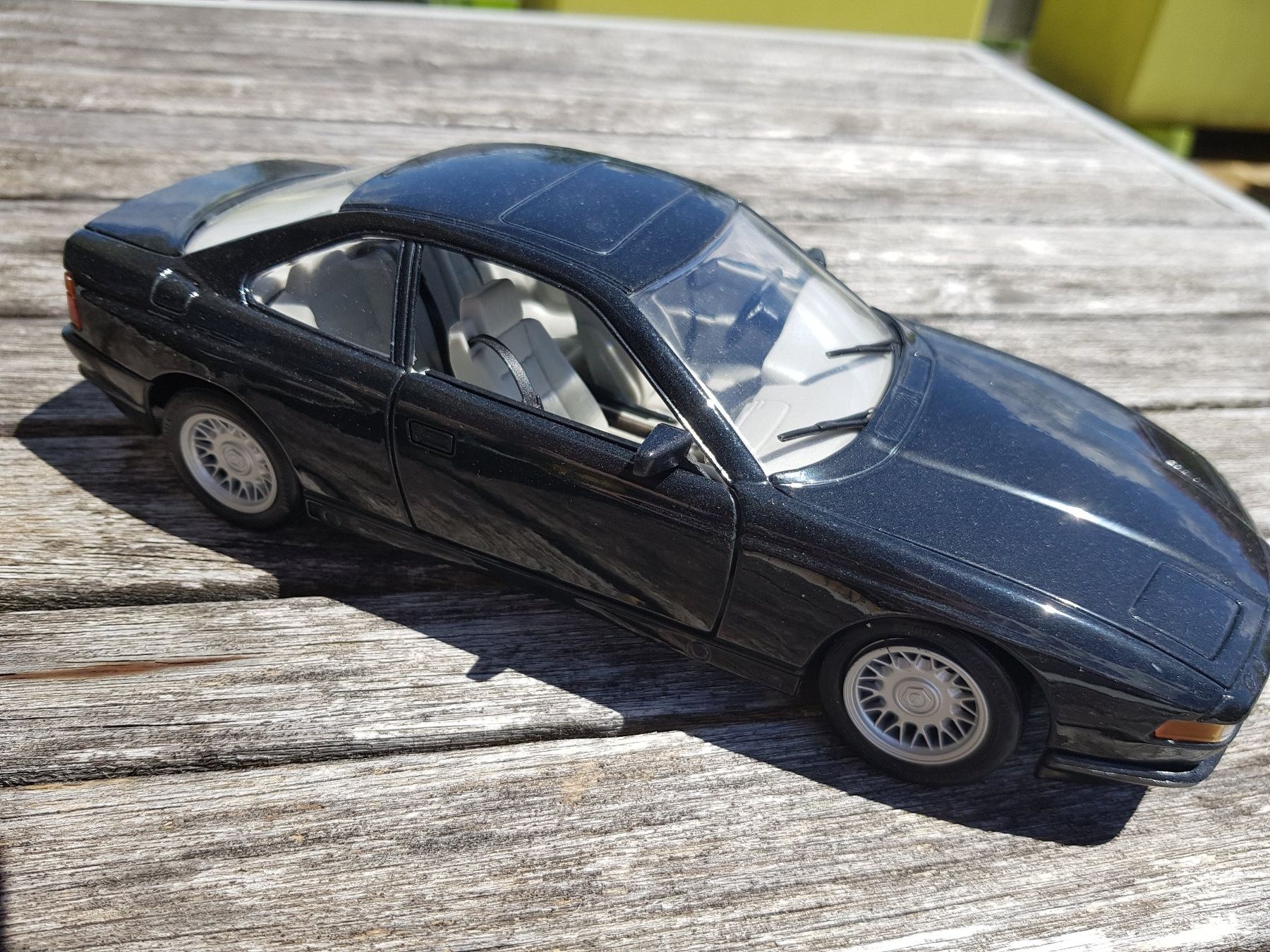 BMW Modellini d'auto: BMW 850i  Modellauto schwarz – Usato da Jona venduto da dampfnuggi