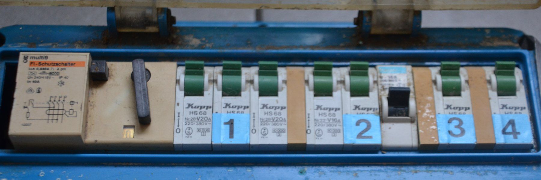 Elettrotecnica: Multi9 Stromverteiler / Boîtier de distribution électrique – Usato da Collonges venduto da arashee 4