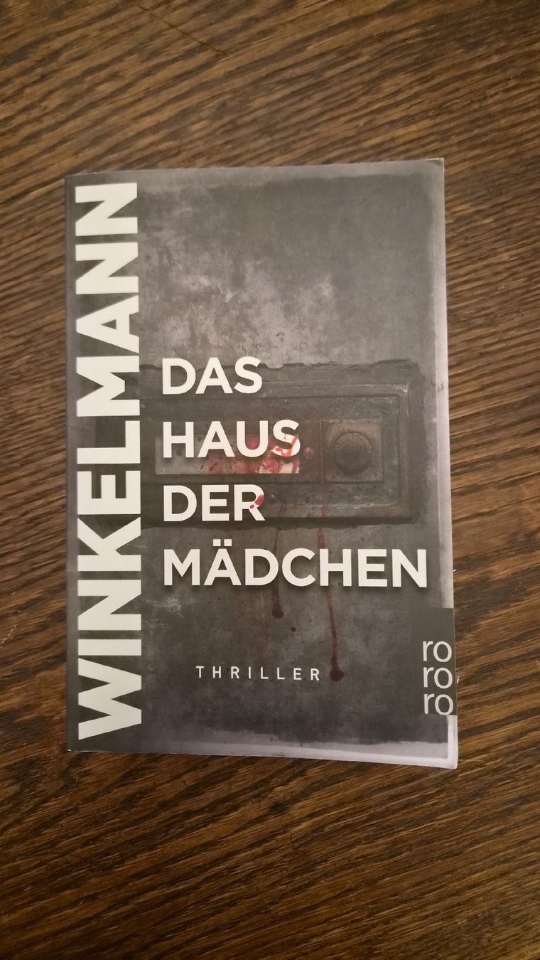 Libri: Winkelmann: Das Haus der Mädchen – Usato da Basel venduto da Swisssanta