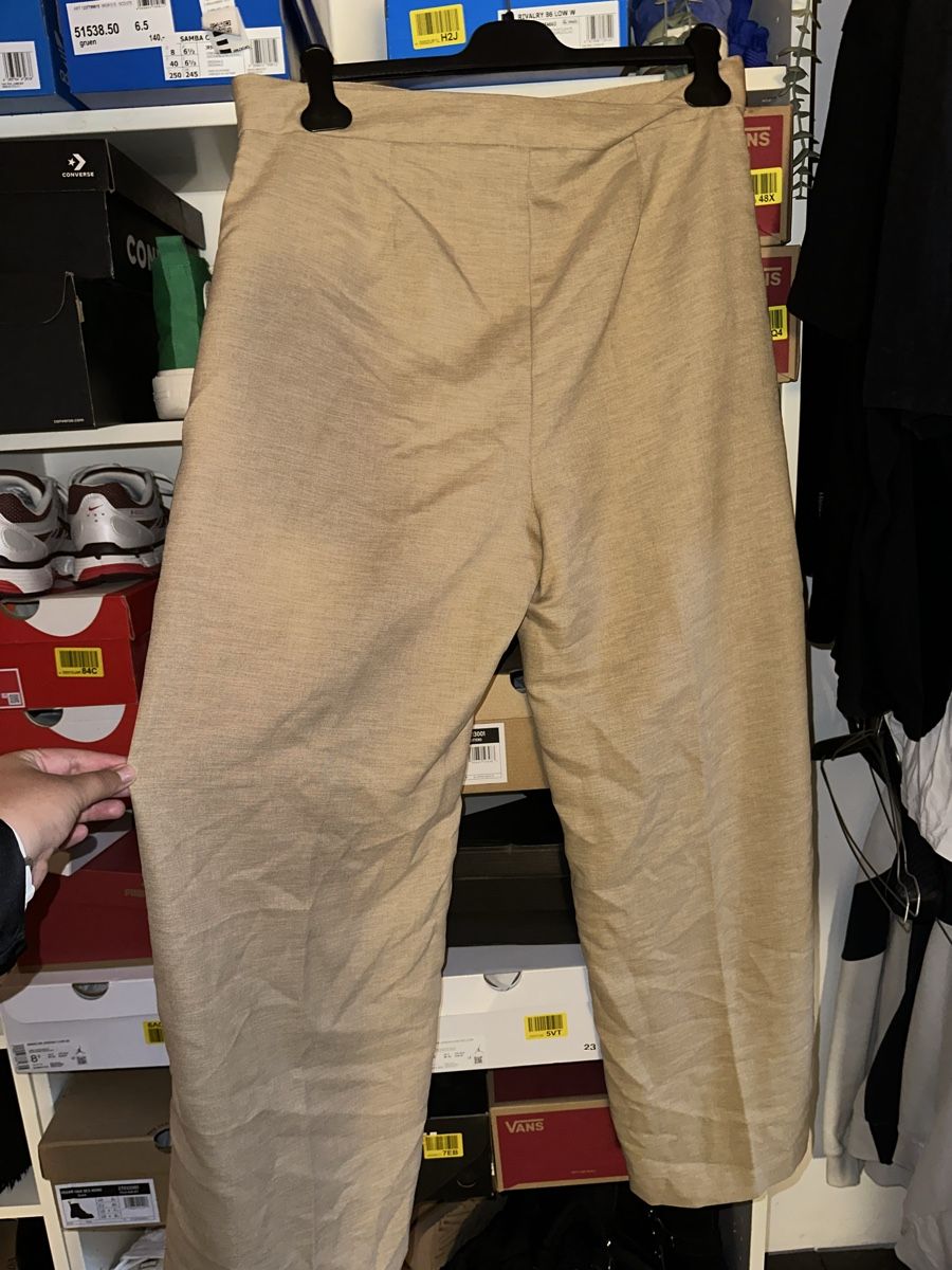 Bershka Pantaloni: Stoffhose, EU44, NEU! – Nuovo e nell'imballaggio originale da Gutenswil venduto da jus_nr7h 4