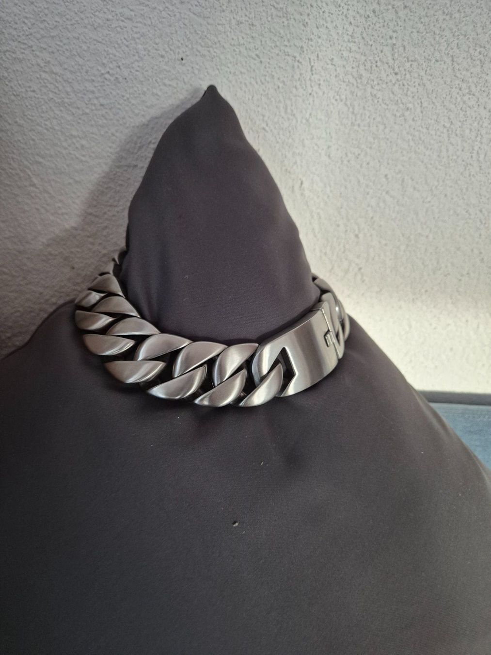 Catenine: rockige Statement Kette, Panzerkette, Edelstahl matt schwer – Usato da St.Gallen venduto da Yara66 1