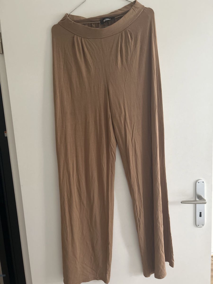 Hosen: Camel Wide-Leg Pants – Stylish, Comfy & Versatile – Neu (gemäss Beschreibung) aus Zürich von sel_tvq7