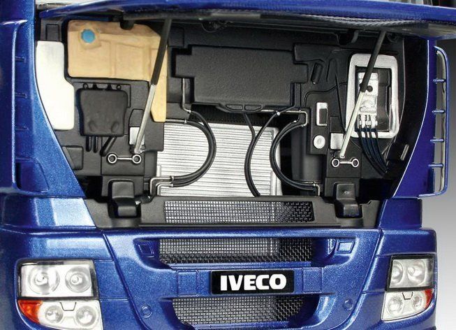 Revell Kit di modellismo & Modellini statici: Iveco Stralis 1:24 von Revell – Nuovo e nell'imballaggio originale da Rothenburg venduto da aron2006 3